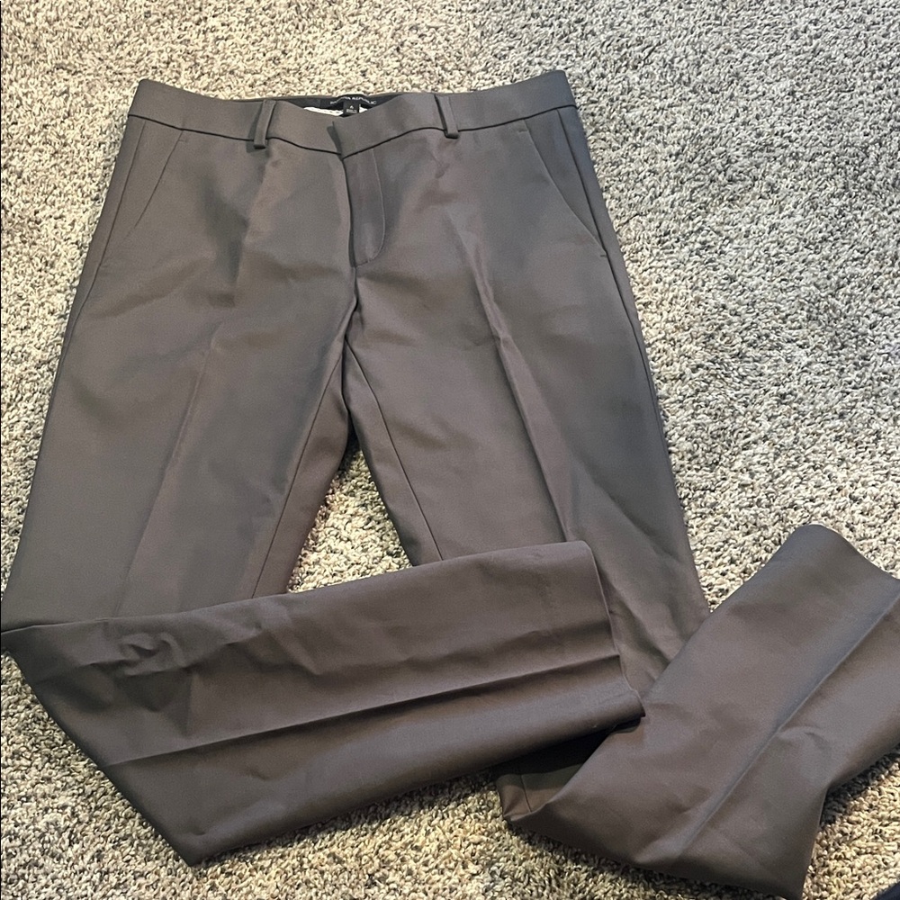 Banana Republic Women's Gray Slim Straight Leg Pants, Size 6